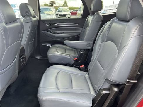 Used 2021 Buick Enclave Essence w/ Sound and Sites Package AWD/4WD image 27