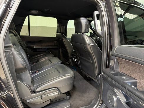Used 2020 Ford Expedition Max Limited image 45