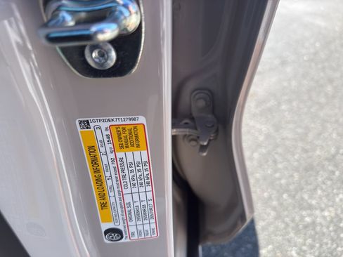 New 2026 GMC Canyon AT4 w/ AT4 Premium Package AWD/4WD image 23