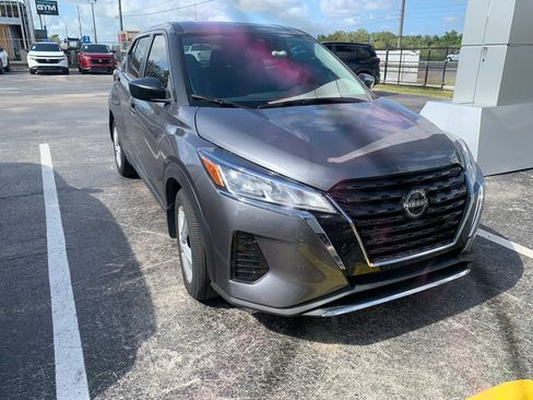 Certified 2023 Nissan Kicks S FWD image 2