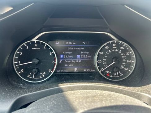 Used 2020 Nissan Murano SV AWD/4WD image 3
