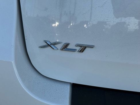 Used 2024 Ford Explorer XLT w/ Equipment Group 202A image 8