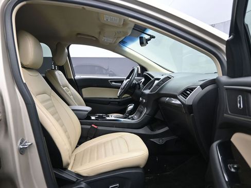 Used 2017 Ford Edge SEL w/ Utility Package FWD image 19