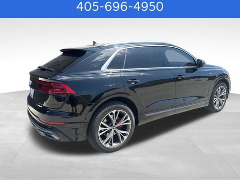 Used 2022 Audi Q8 Prestige w/ Prestige Package AWD/4WD image 4
