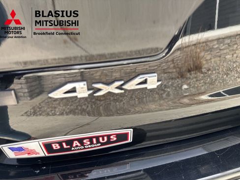 Used 2023 Jeep Grand Cherokee L Overland w/ Luxury Tech Group IV image 57