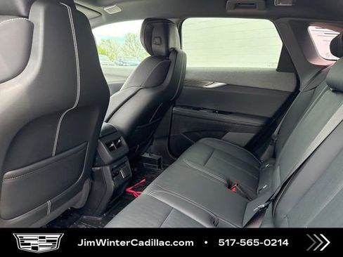 Certified 2025 Cadillac Optiq Sport 2 w/ LPO, Floor Liner Package AWD/4WD image 11