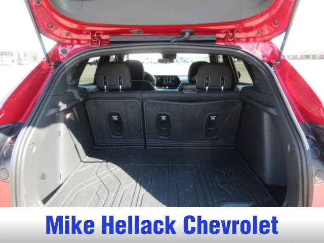 Used 2026 Chevrolet Trax RS FWD image 16