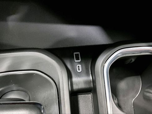 Used 2024 GMC Sierra 1500 Denali Ultimate image 33