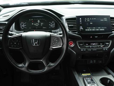 Used 2024 Honda Passport TrailSport image 20