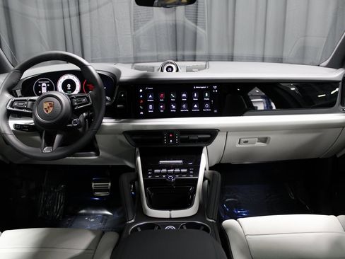 New 2026 Porsche Cayenne S image 24