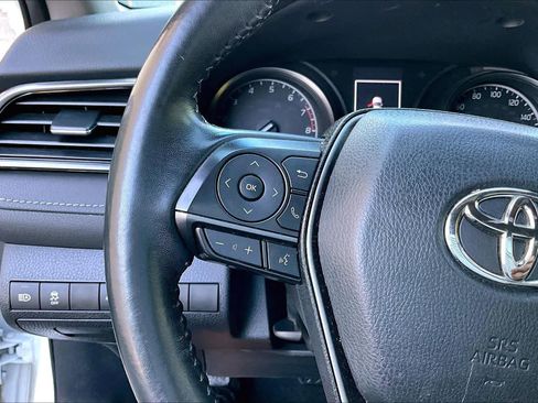 Used 2022 Toyota Camry SE image 22