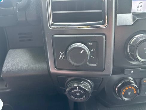 Used 2017 Ford F150 XLT w/ Equipment Group 302A Luxury AWD/4WD image 20