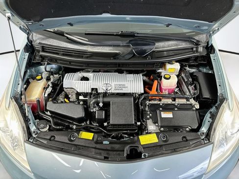 Used 2014 Toyota Prius Three FWD image 30