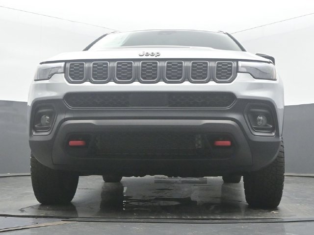 Used 2024 Jeep Compass Trailhawk w/ Sun and Sound Group AWD/4WD image 46