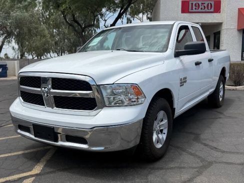Used 2020 RAM 1500 Tradesman w/ Chrome Appearance Group RWD image 7