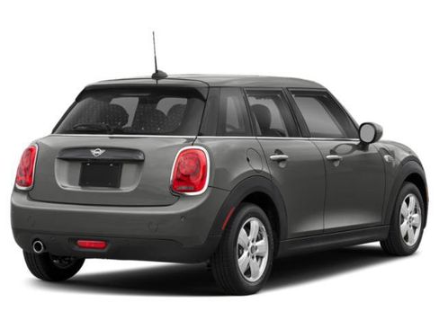 Used 2019 MINI Cooper 4-Door Hardtop FWD image 2