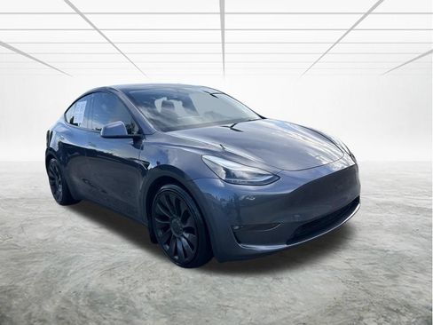 Used 2021 Tesla Model Y Performance AWD/4WD image 2