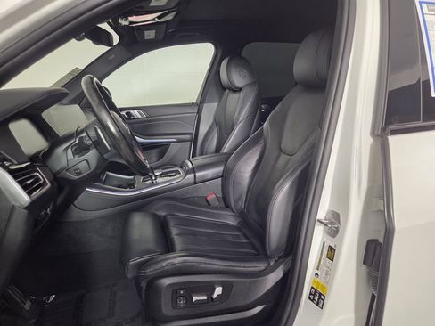 Used 2022 BMW X5 xDrive40i w/ M Sport Package AWD/4WD image 10