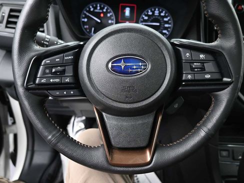 Used 2025 Subaru Ascent Bronze Edition image 6