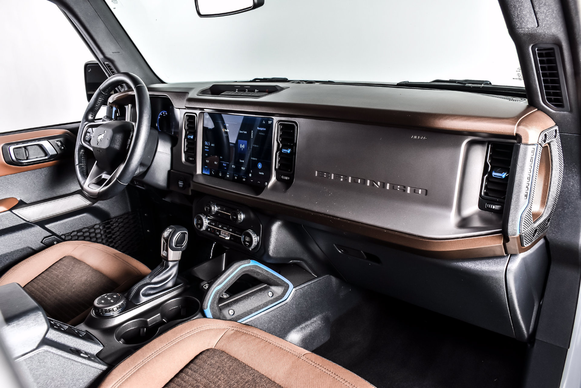 Used 2023 Ford Bronco Outer Banks AWD/4WD image 22