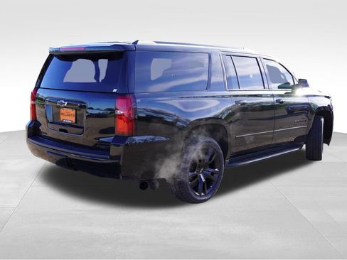 Used 2019 Chevrolet Suburban Premier AWD/4WD image 5