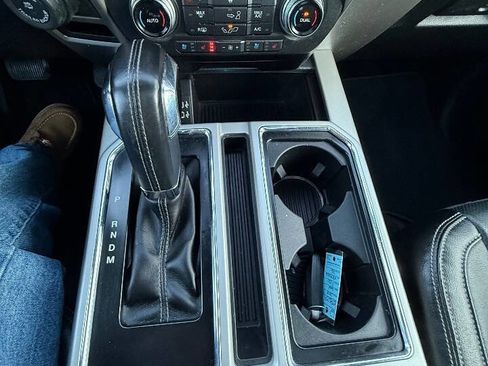 Used 2018 Ford F150 Lariat w/ Equipment Group 501A Mid image 28