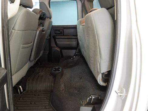 Used 2014 RAM 1500 Express image 26