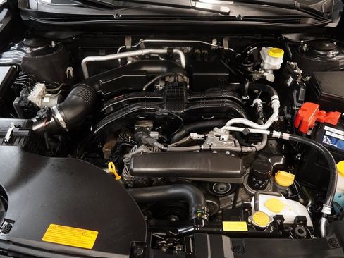 Used 2021 Subaru Outback Limited image 40