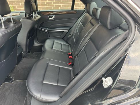 Used 2016 Mercedes-Benz E 350 4MATIC Sedan image 6