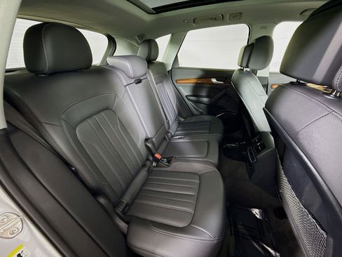 Used 2023 Audi Q5 2.0T Premium w/ Convenience Package image 25