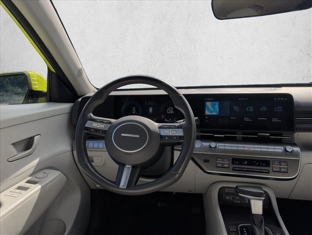 Used 2025 Hyundai Kona SEL AWD/4WD image 21
