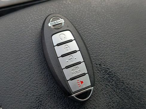 Used 2019 Nissan Maxima Platinum FWD image 32