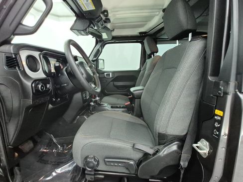Used 2024 Jeep Wrangler Sport AWD/4WD image 5