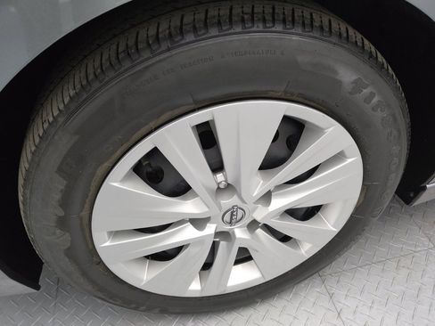 Used 2025 Nissan Sentra S image 31