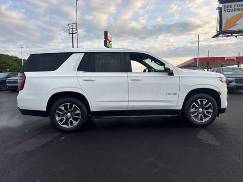 Used 2023 Chevrolet Tahoe LT w/ Luxury Package RWD image 8
