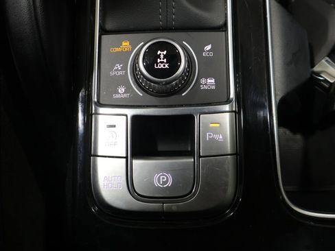 Used 2025 Kia Telluride S AWD/4WD image 38