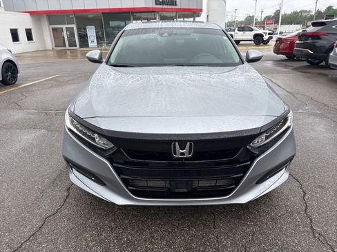 Used 2019 Honda Accord EX image 2