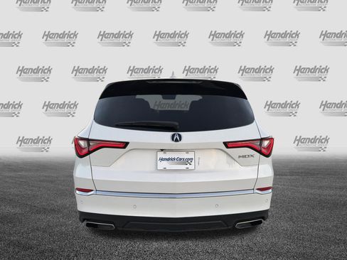 Used 2023 Acura MDX w/ Technology Package FWD image 9