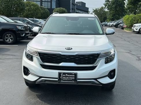 Used 2021 Kia Seltos EX AWD/4WD image 2