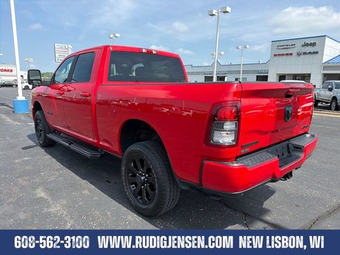 Used 2024 RAM 2500 Big Horn w/ Night Edition AWD/4WD image 3