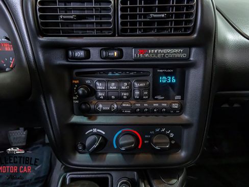 Used 2002 Chevrolet Camaro Z28 w/ SS Performance/Appearance Pkg image 85