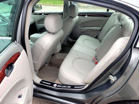 Used 2007 Buick Lucerne CXL image 11