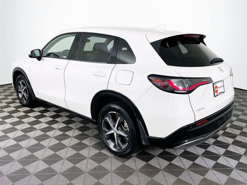 Used 2023 Honda HR-V EX-L image 7