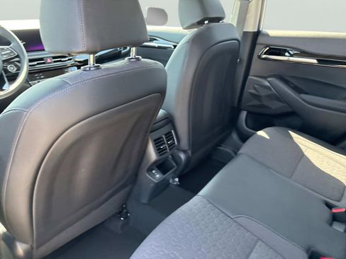 New 2025 Kia Seltos X-Line image 12