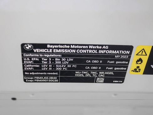 Used 2023 BMW 330i Sedan w/ Convenience Package RWD image 28