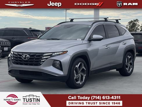 Used 2023 Hyundai Tucson SEL w/ Convenience Package FWD image 3