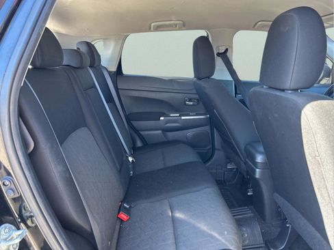 Used 2021 Mitsubishi Outlander Sport SE image 13