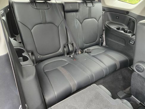 Used 2024 Honda Pilot EX-L image 15