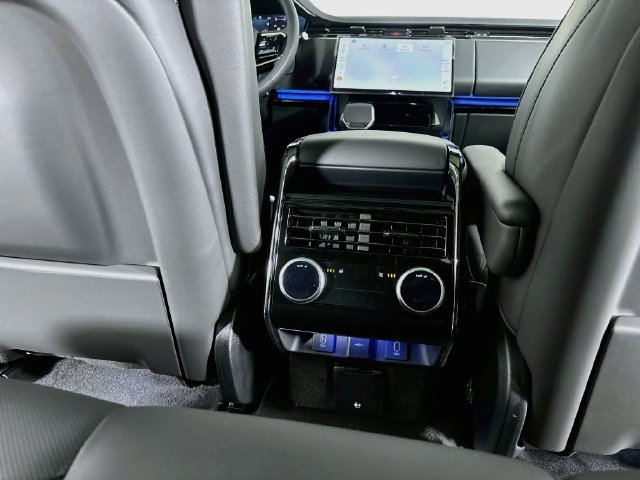 New 2027 Land Rover Range Rover Sport Dynamic SE AWD/4WD image 23