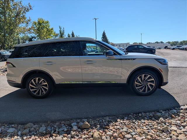 Used 2025 Lincoln Aviator AWD w/ Equipment Group 101A image 6